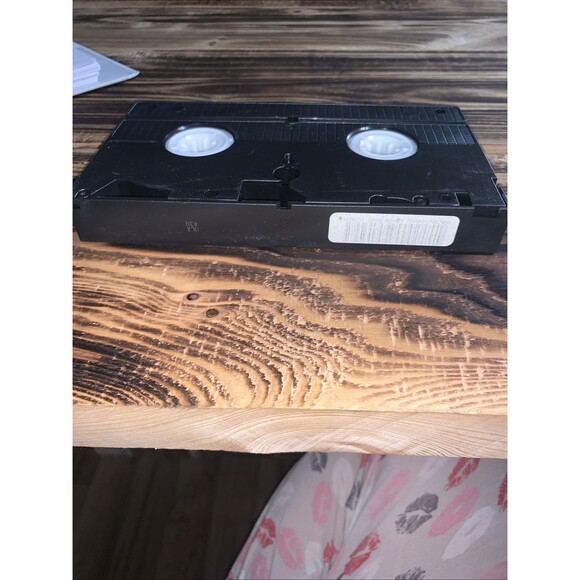 Van Helsing (VHS) starring Hugh Jackman .Not Tested !!! - Picture 6 of 7